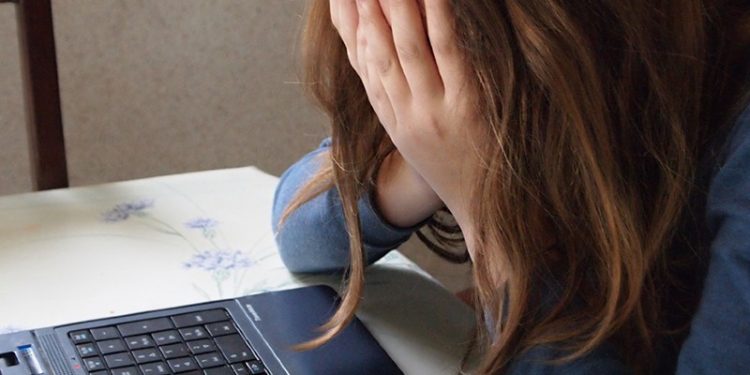 El número de dispositivos de control telemático usados contra la violencia de género en Andalucía crece un 42% en el último año 1 Los casos de violencia de género crecen en Andalucía.