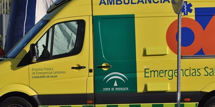 Los trabajadores de ambulancias de Sevilla "estallan" contra la demora en la licitación del servicio 1 Fallece atropellada una niña de dos años en El Puerto