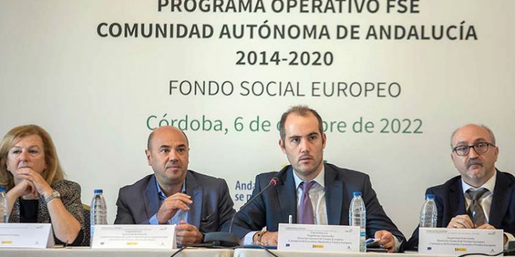 Los beneficiarios de los proyectos del Fondo Social Europeo en Andalucía aumentaron en 2021 un 19% 1 Los beneficiarios de los proyectos del Fondo Social Europeo en Andalucía aumentaron en 2021 un 19%