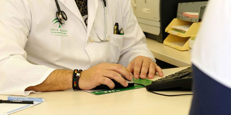Los médicos de atención primaria de Andalucía continúan con la huelga indefinida 1 recalamaciones sas