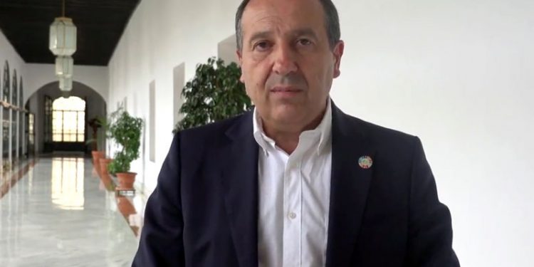 El PSOE-A reclama a Moreno Bonilla que resuelva los problemas de las familias de acogida y mejore su atención 1 El PSOE-A reclama a Moreno Bonilla que resuelva los problemas de las familias de acogida y mejore su atención