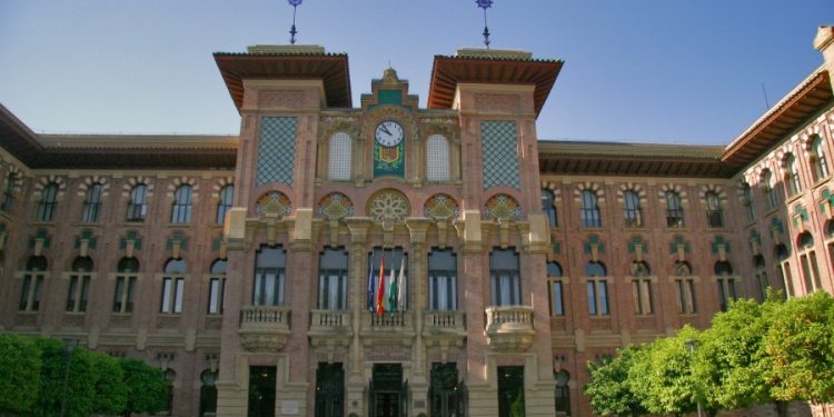 El barómetro electoral de la Universidad de Córdoba da un empate técnico entre la izquierda y la derecha 1 El PSOE-A alerta de universidades privadas que «no cumplen» con «niveles mínimos» de calidad