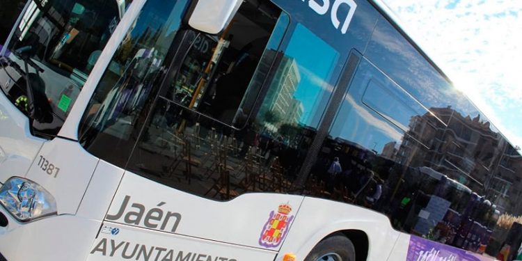 Los trabajadores de los autobuses urbanos de Jaén irán a la huelga 1 huelga autobuses urbanos jaen