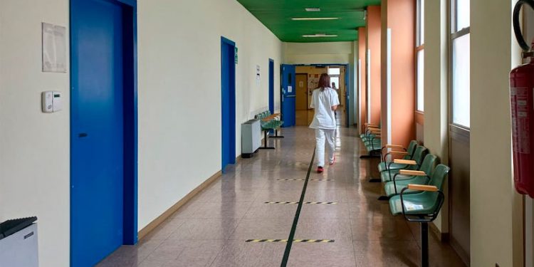 Un fallecido y otro hombre grave por inhalar monóxido de carbono en Badajoz 1 hospital csif tribunales sas junta andalucia