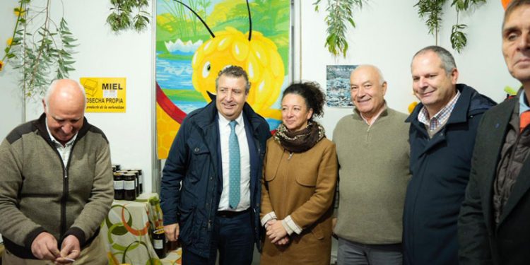 La Muestra de Productos Típicos y Artesanales de El Pedroso, la antesala de la Navidad 1 La Muestra de Productos Típicos y Artesanales de El Pedroso, la antesala de la Navidad