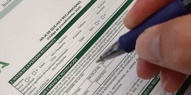 Andalucía registra una media de 1.100 reclamaciones mensuales en materia de consumo 1 Andalucía registra una media de 1.100 reclamaciones mensuales en materia de consumo