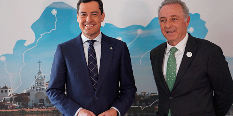 El PSOE critica "el compadreo" de Juanma Moreno con José Manuel Soto 1 juanma moreno jose manuel soto