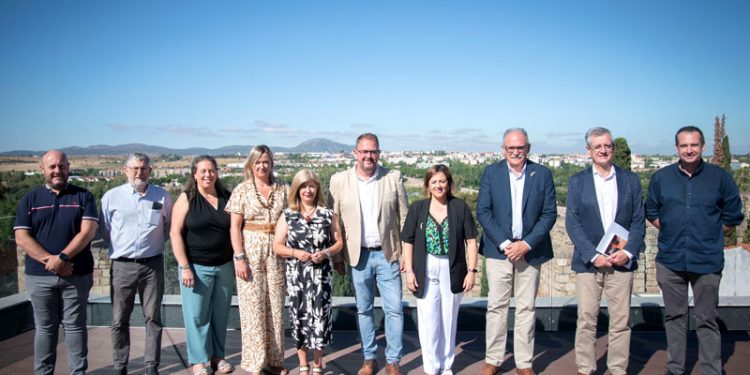 El II Congreso Semana Santa y Ciudades Patrimonio se celebrará en Mérida en octubre 1 El II Congreso Semana Santa y Ciudades Patrimonio se celebrará en Mérida en octubre