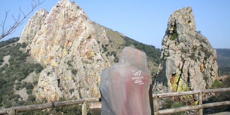 Entidades del Parque Nacional de Monfragüe recibirán 2 millones de euros para su desarrollo socioeconómico 1 Entidades del Parque Nacional de Monfragüe recibirán 2 millones de euros para su desarrollo socioeconómico