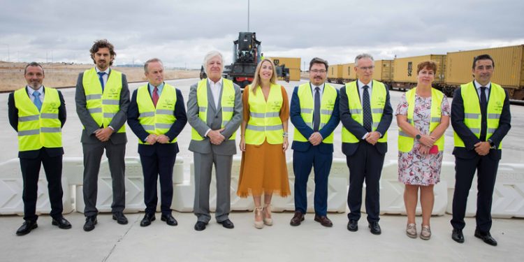 Inaugurada la Terminal Ferroviaria Intermodal de la Plataforma Logística de Badajoz 1 Inaugurada la Terminal Ferroviaria Intermodal de la Plataforma Logística de Badajoz