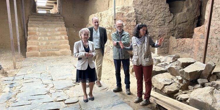 El Turuñuelo avanza hacia el futuro: el Gobierno extremeño refuerza su apuesta por la arqueología tartésica 1 El Turuñuelo avanza hacia el futuro: el Gobierno extremeño refuerza su apuesta por la arqueología tartésica