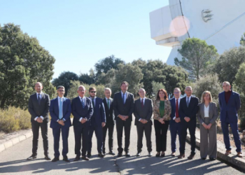 Aprobacion del proyecto de via ciclista y pasarela en la N 521 con un presupuest