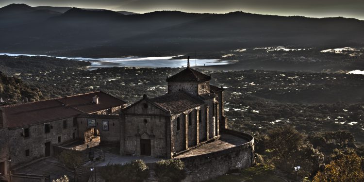 Descubre el menu del dia en Caceres 12 euros y hasta 13 deliciosos platos para e