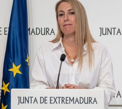 El adelanto electoral en Extremadura moviliza a los partidos ante la guerra entre las derechas y una izquierda desprevenida 1 El adelanto electoral en Extremadura moviliza a los partidos ante la guerra entr