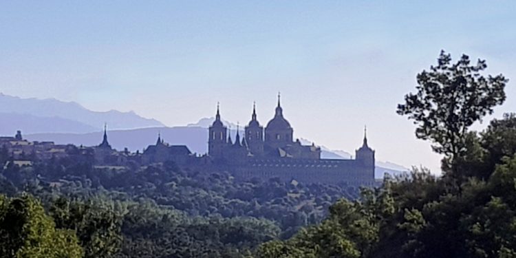 Junta y sindicatos logran acuerdo para la creacion de 138 nuevas plazas de bombe