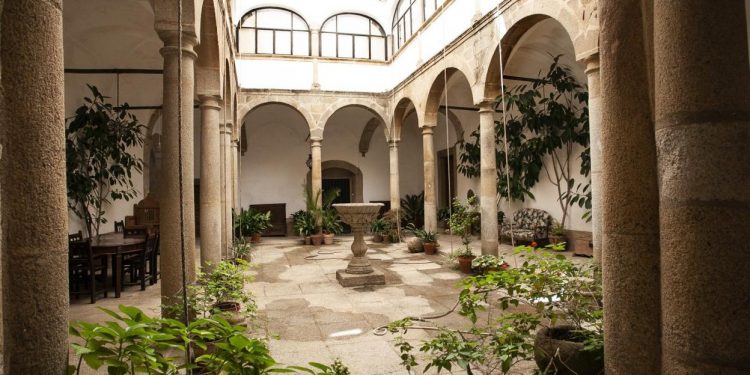 La Diputacion de Caceres adquiere el palacio de Mayoralgo por 8 millones de euro